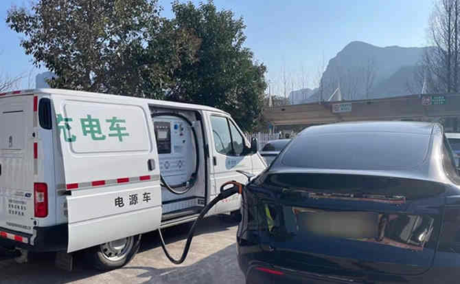 麻城汽车搭电
