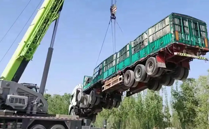 麻城道路脱困救援案例
